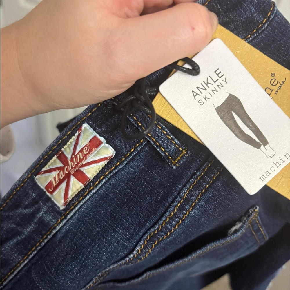Machine Women's Distressed Dark Blue Skinny Jeans - Picture 7 of 9